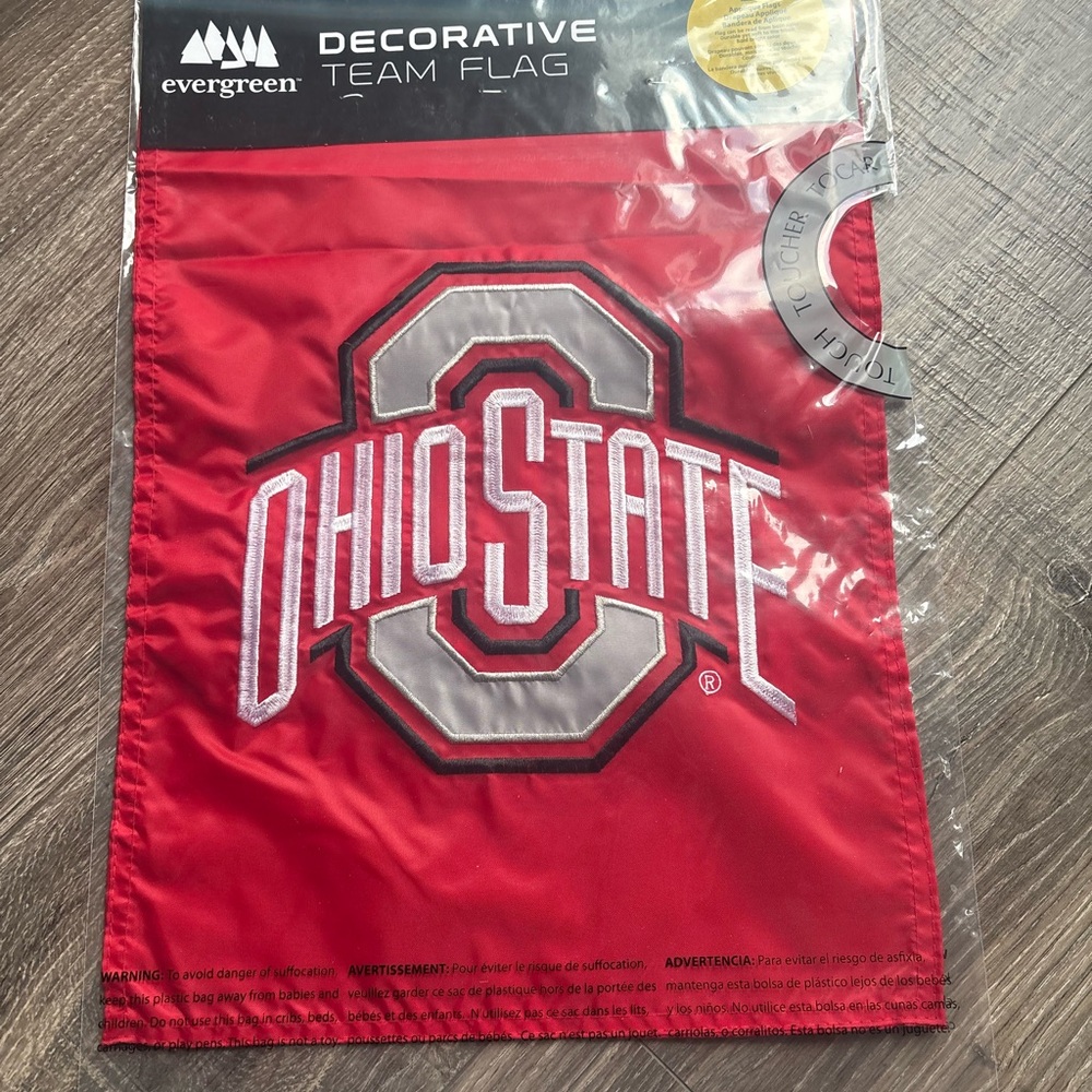 Evergreen Ohio State Decorative Team Flag - Red